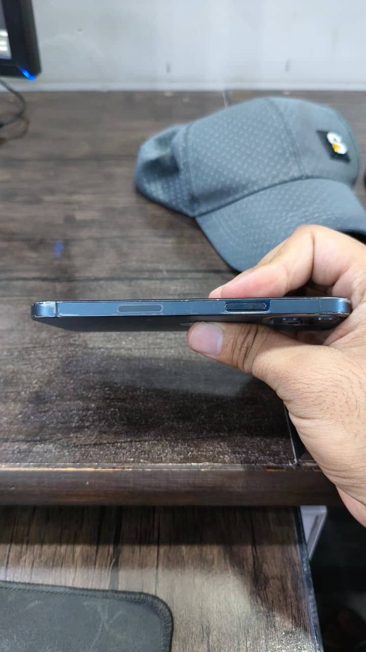Apple iPhone 12 Pro 2