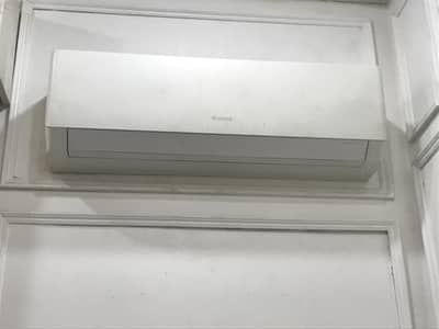 Gree AC split inverter 2 Ton for sale