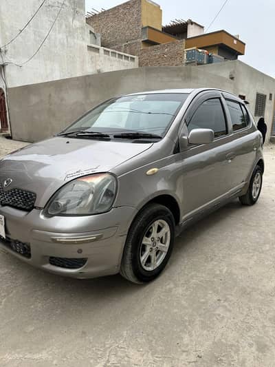Toyota Vitz 2004