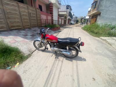 Crown 125