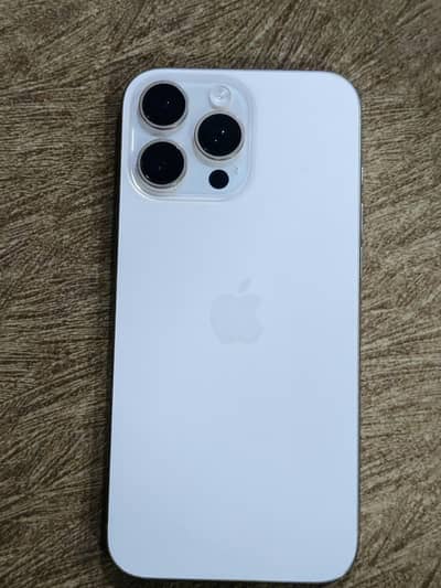 Apple iPhone 16 Pro Max