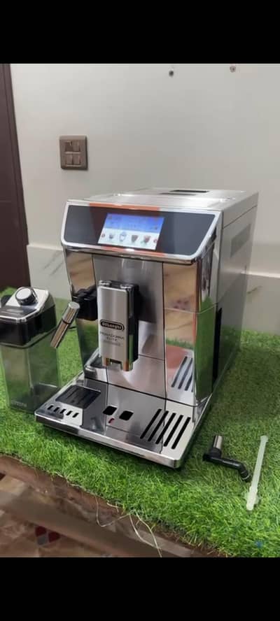 delonghi PrimaDonna elite automatic coffee machine