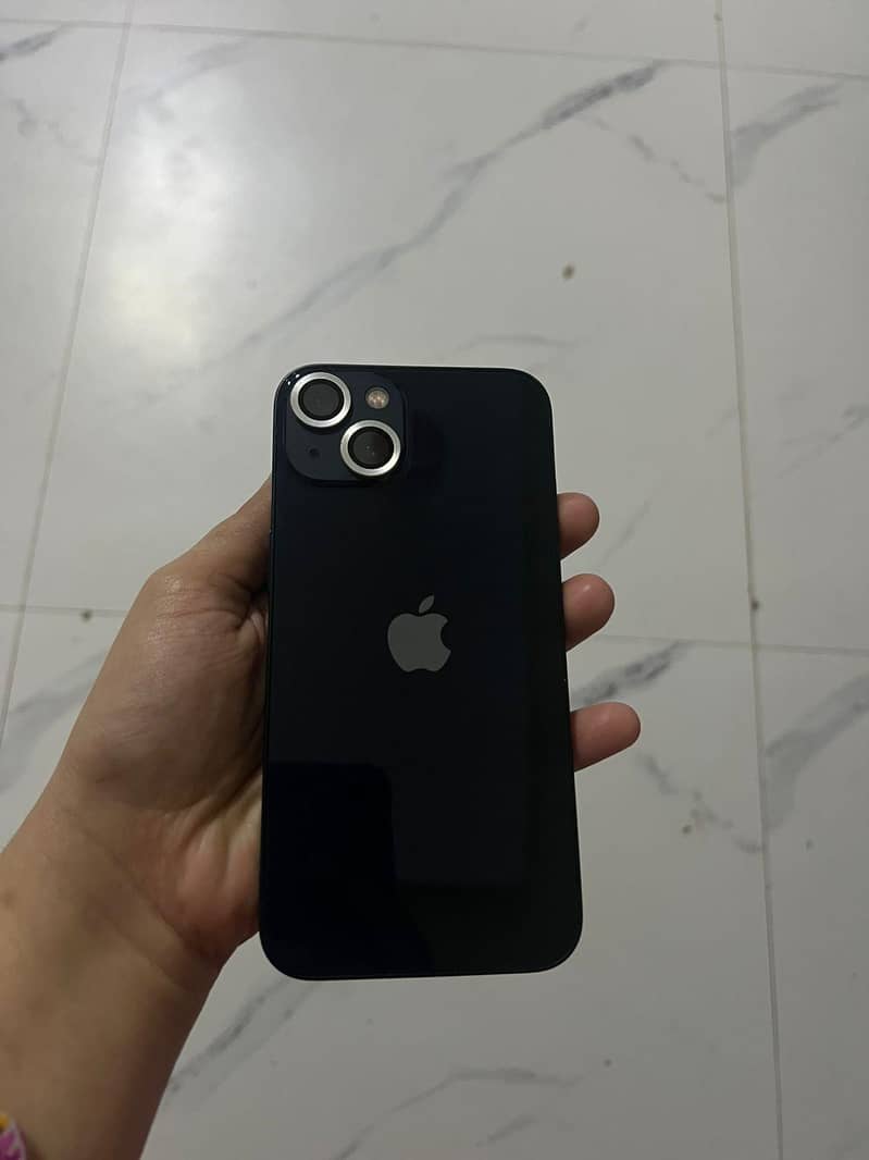 Apple iPhone 13 0