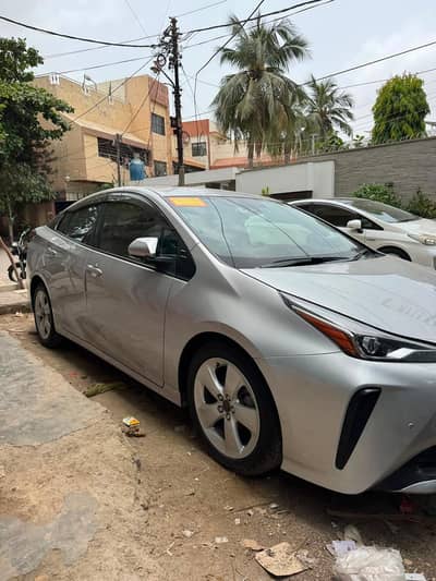 Toyota Prius 2021