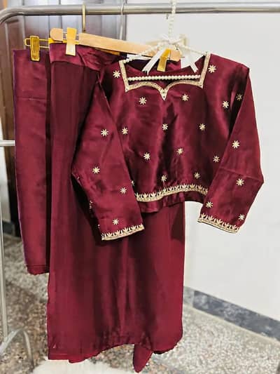2Pcs Women’s Chiffon Embroidered Stitched Saree – Beautiful Colors