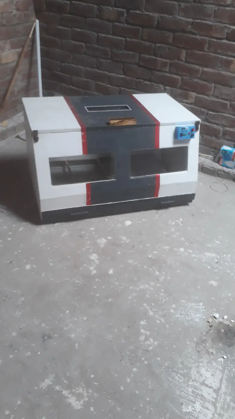 30 watt 80 egg automatic PVC incubator and brooder — photo 11