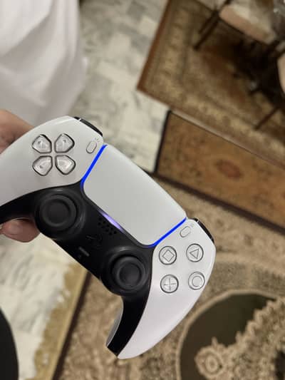 PlayStation 5 controller
