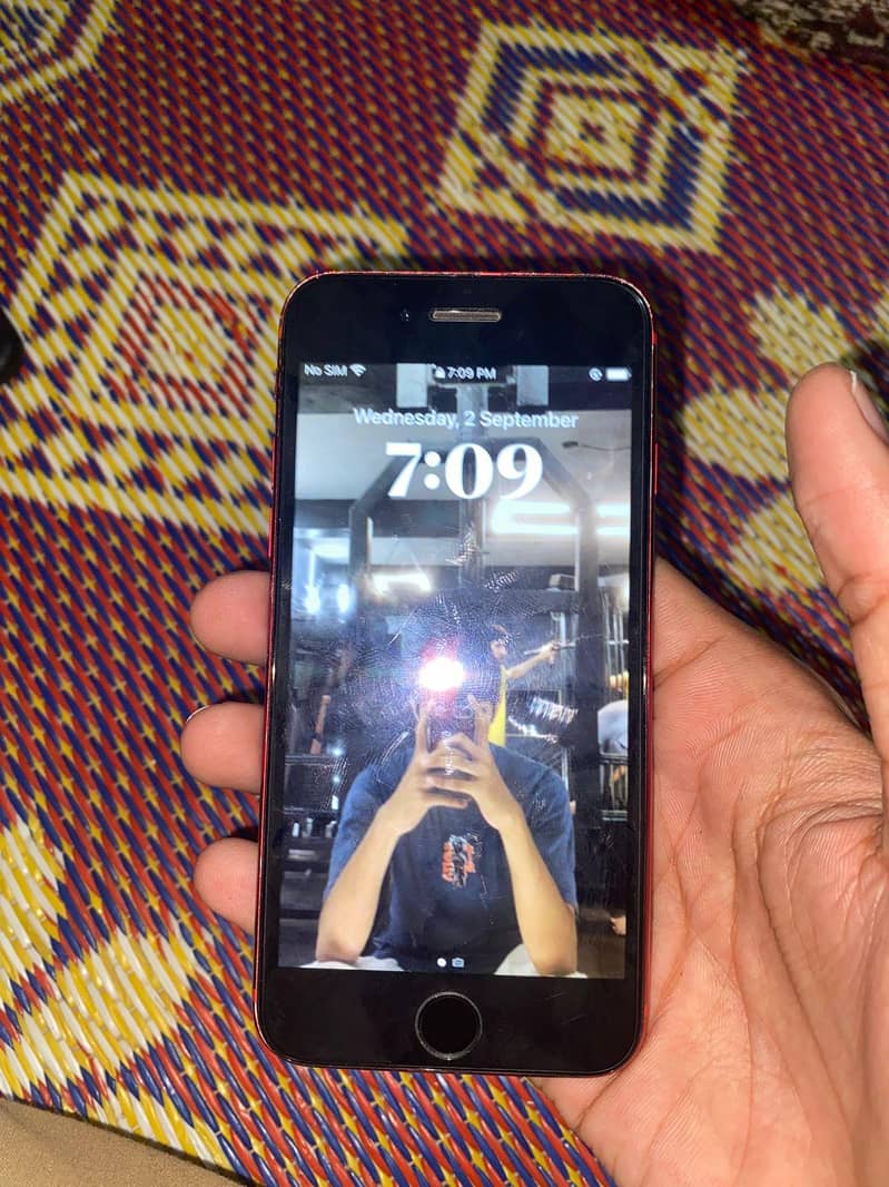 Apple iPhone 8 1