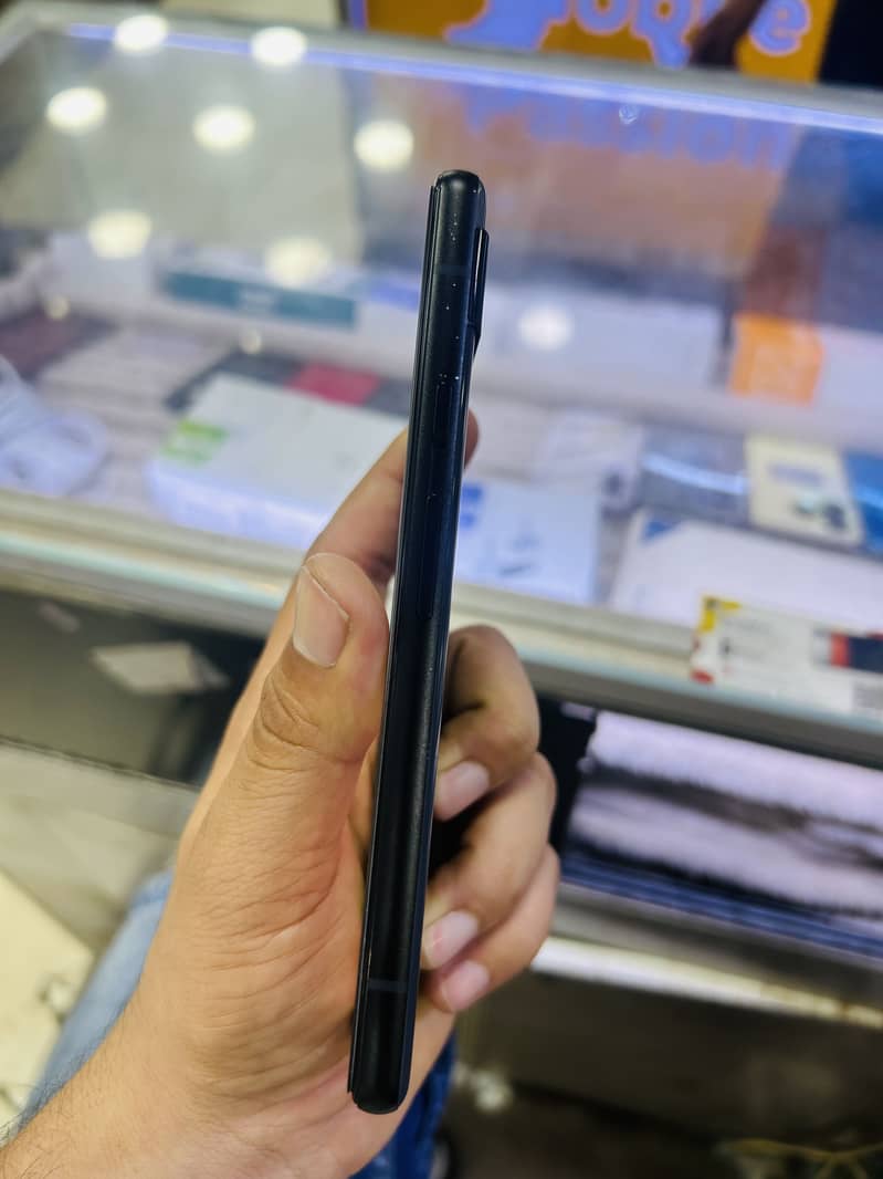 Google Pixel 6a 1
