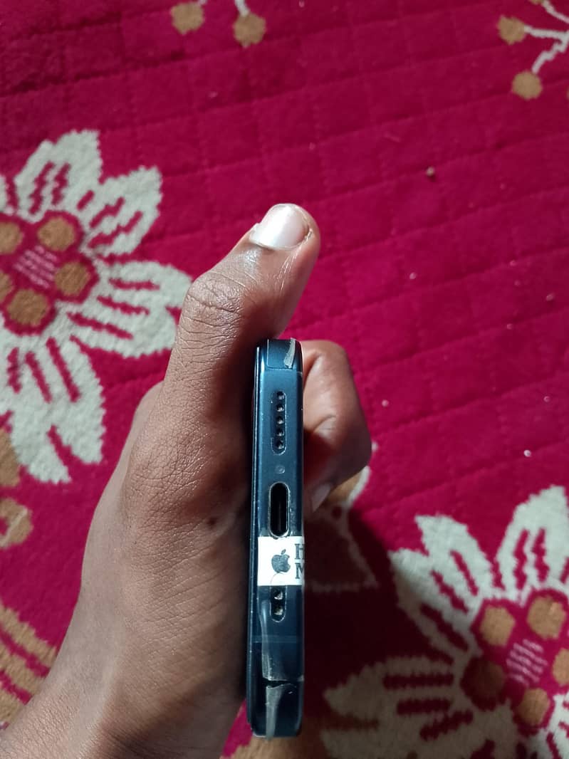 Apple iPhone 15 Pro 5