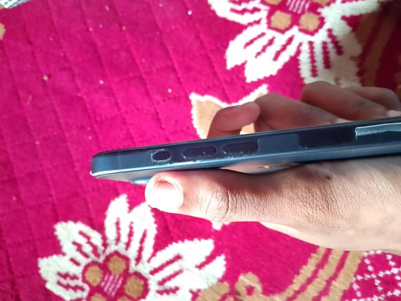Apple iPhone 15 Pro 6