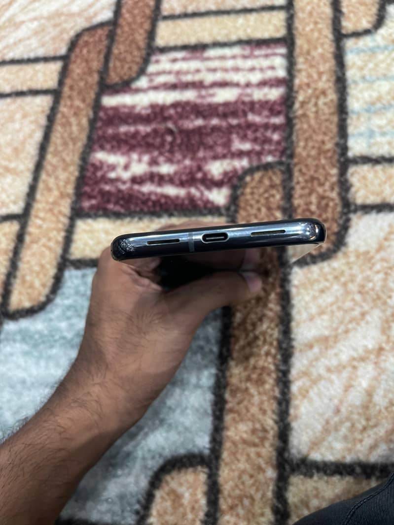 Google Pixel 8 Pro 3