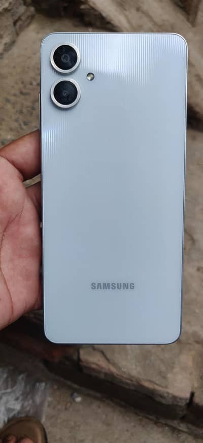 Samsung Mobile A06