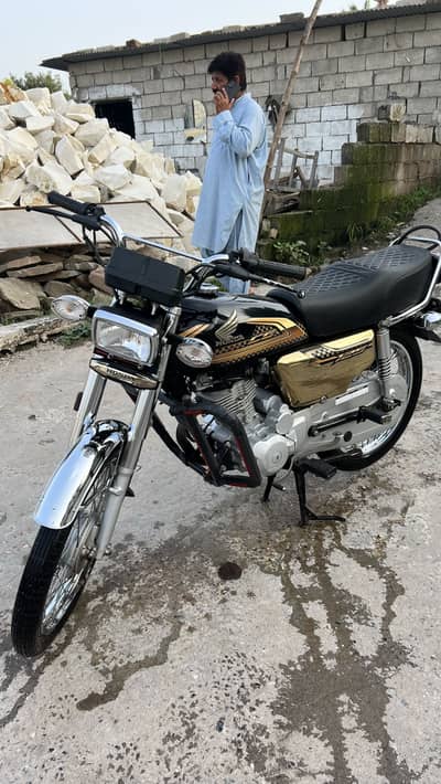 | Honda | CG 125 Golden Edition | Model 2025 |
