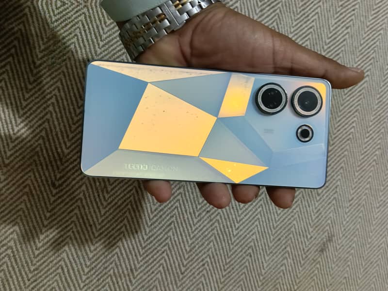 Tecno CAMON 20 3