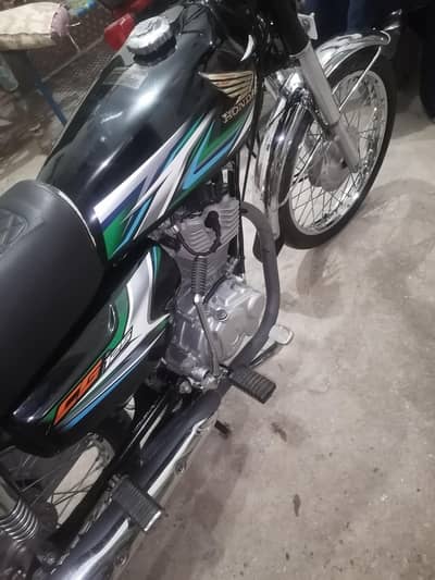 honda CG 125 black