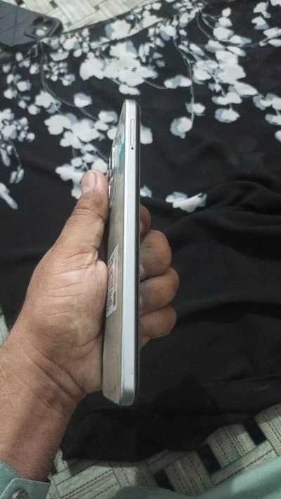Infinix Hot 50i