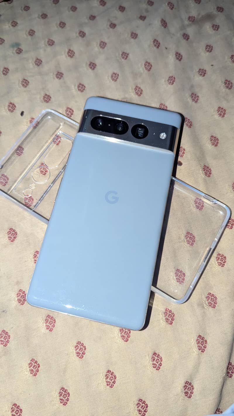 Google Pixel 7 Pro 9