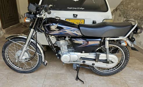 Honda CG 125 2025 Model Total Geniune.