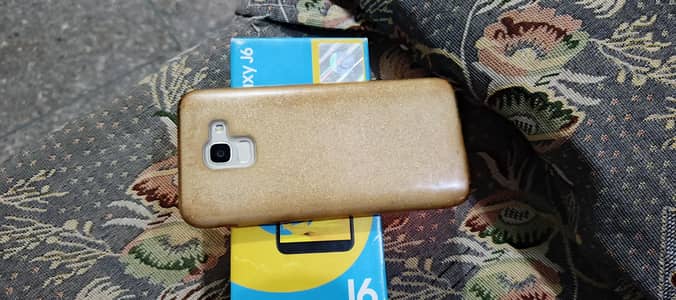 Samsung Mobile J6