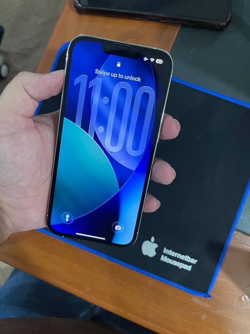 Apple iPhone 13 Pro 0