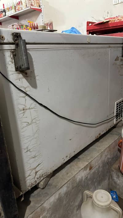 Waves Freezer Full Working Conditions
