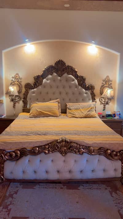 Solid wood royal ned set