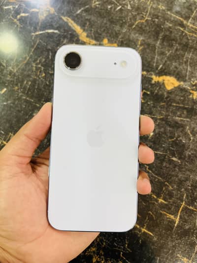 Apple iPhone 17 Air jv