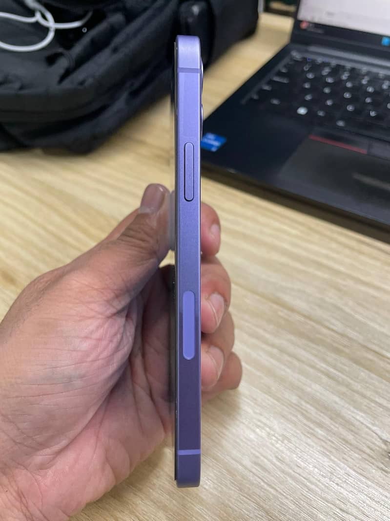 Apple iPhone 12 3