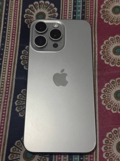Apple iPhone 15 Pro Max