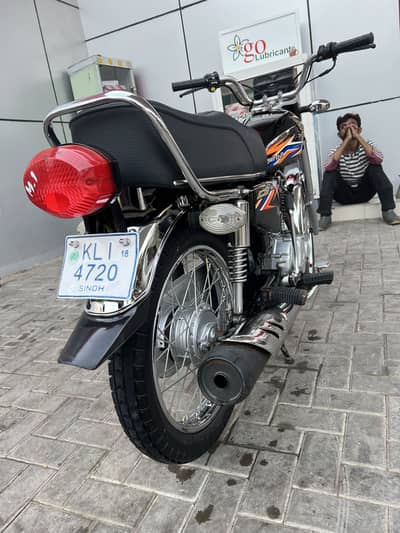 Model 2018 cg 125