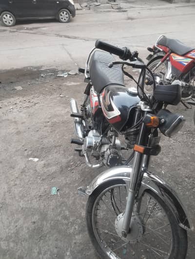 Honda cd70 good candison