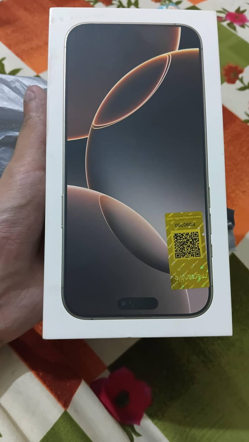 Apple iPhone 16 Pro Max 6