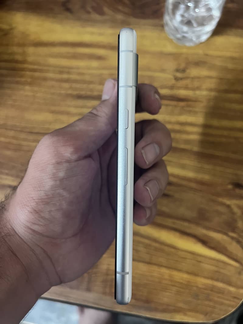 Google Pixel 7a 6