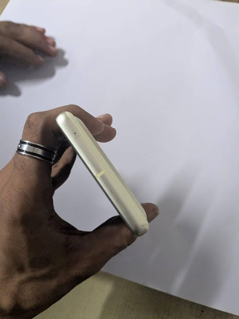 Google Pixel 7 3