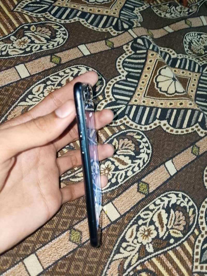 Apple iPhone SE 4