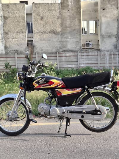 Honda CD70 2025/26