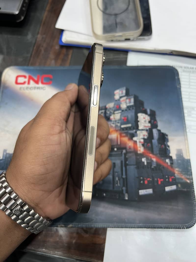 iPhone 14 Pro 512Gb 3