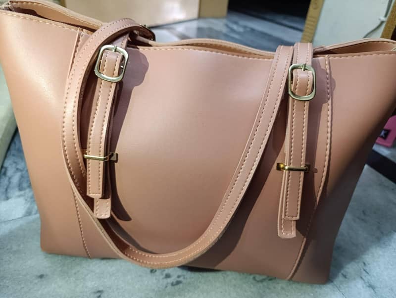 Hand bag 16
