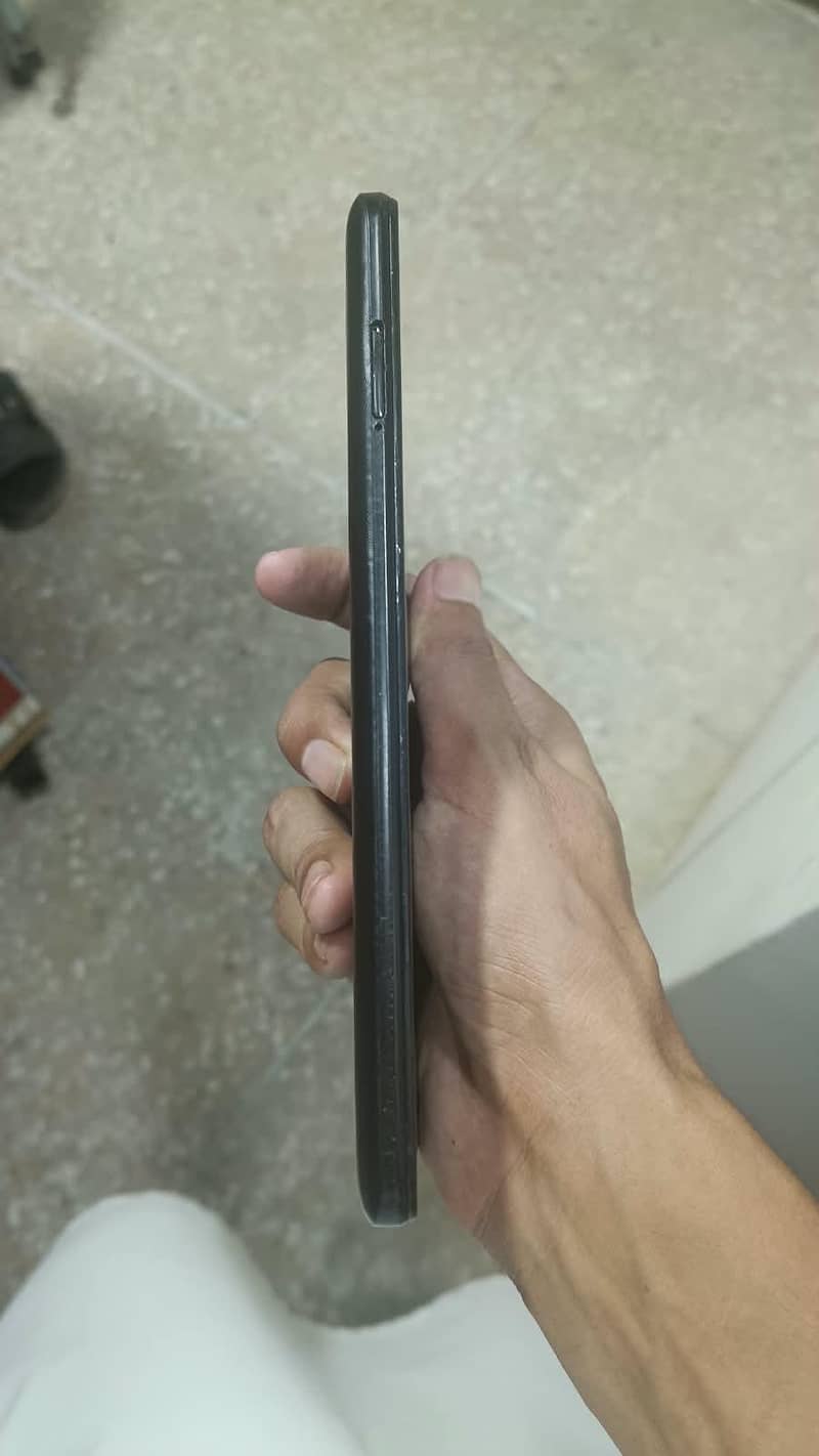 Tecno Pova 2 3