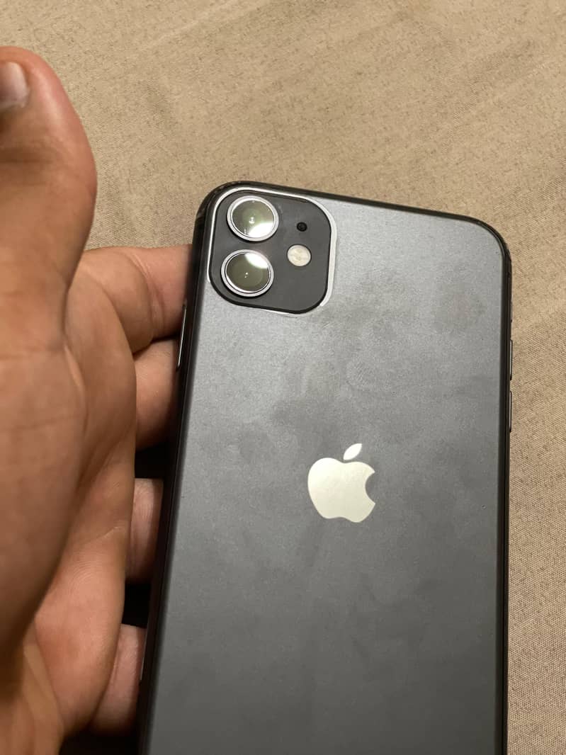Apple iPhone 11 8