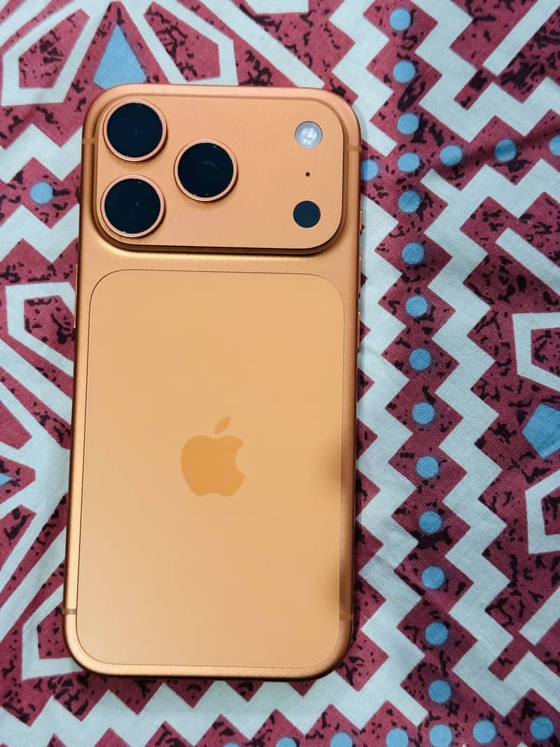 Apple iPhone 17 Pro 0