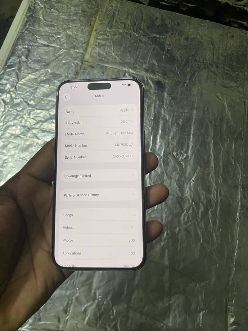 Apple iPhone 15 Pro Max 2