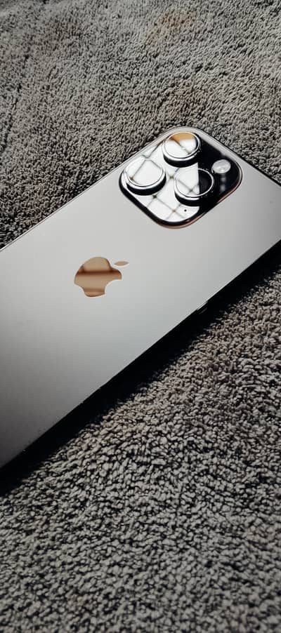 Apple iPhone 14 Pro