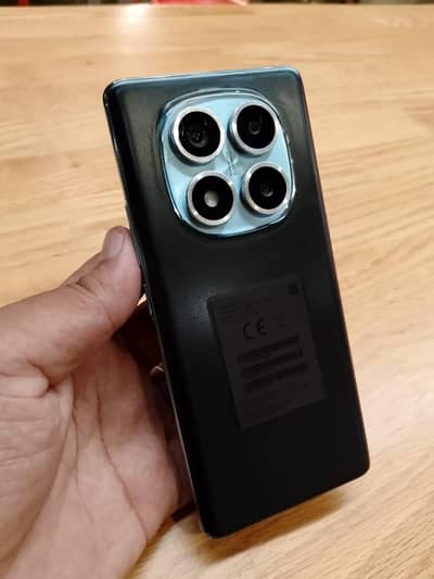 Xiaomi Redmi Note 14 Pro