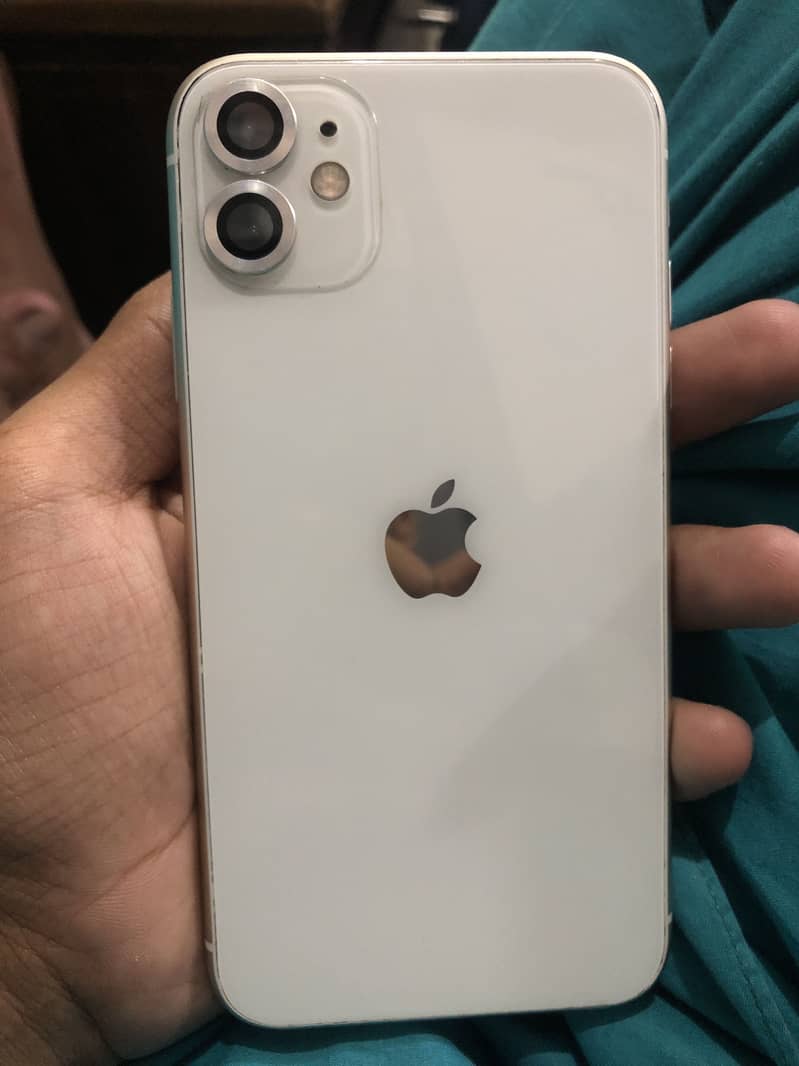 Apple iPhone 11 0