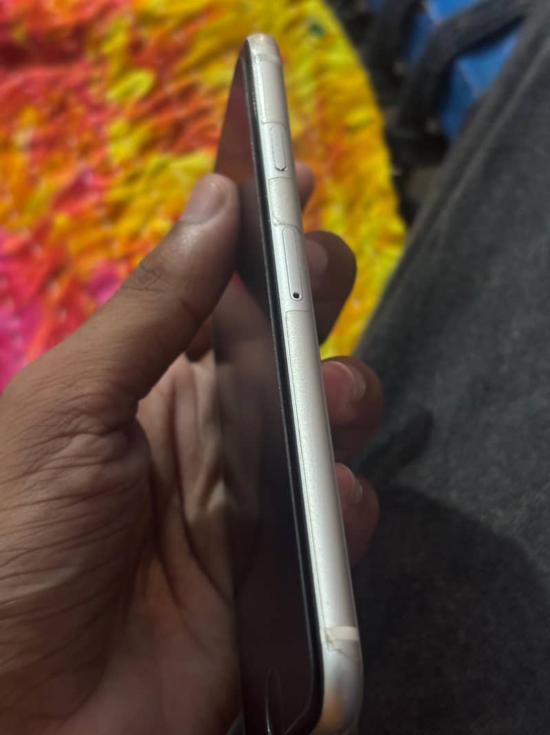 Apple iPhone SE 3