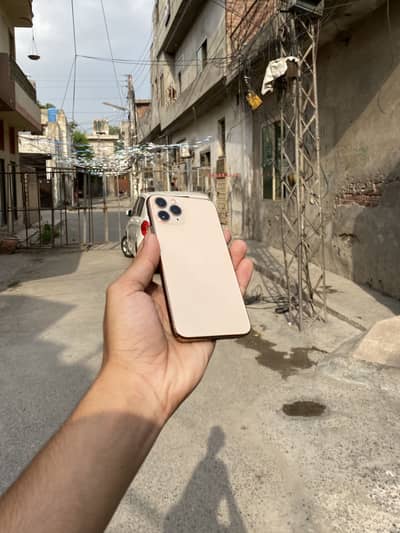 iPhone 11 Pro 256 GB DUAL SIM PTA APPROVED