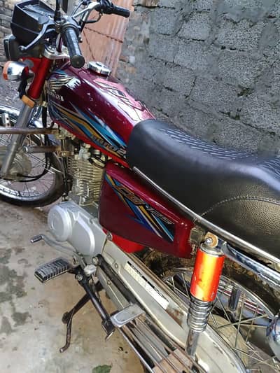 18 Model 125