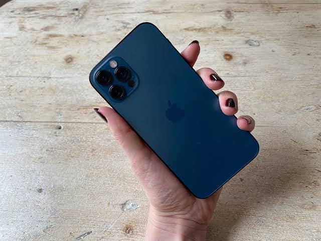 Apple iPhone 12 Pro 0